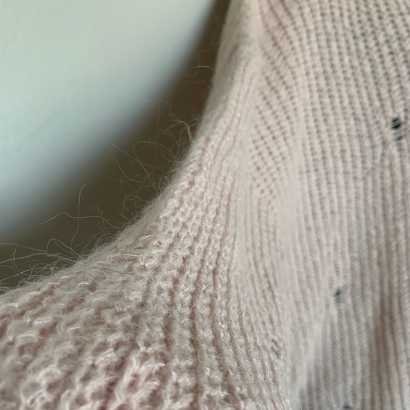 Wishlist soft pink oversized distressed sweater - Picture 6 of 7